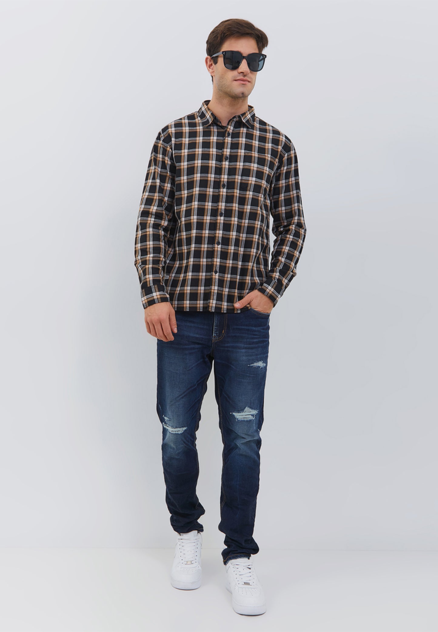 Osella Regular Fit Shirt Checkered In Black And Brown