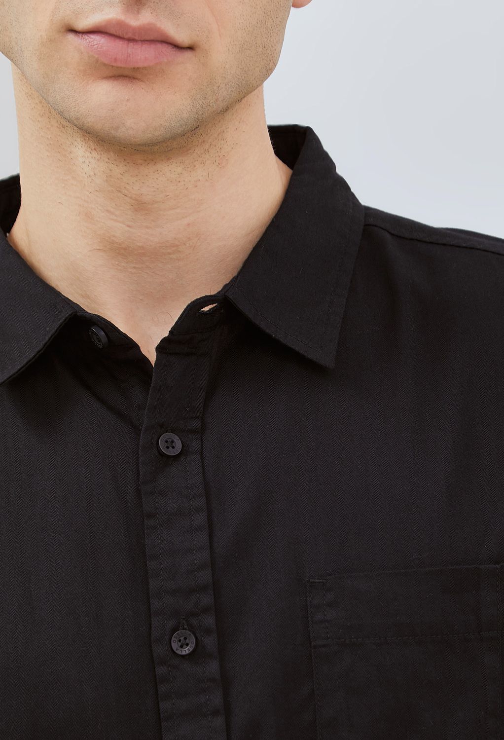 Osella Solid Herringbone Pattern Regular Fit Short Sleeve Collared Shirt In Black 2032500743