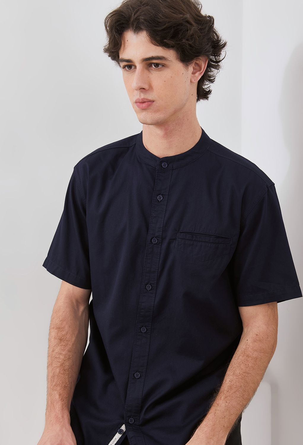 Osella Solid Regular Fit Shanghai Collared Shirt In Navy 2032520542