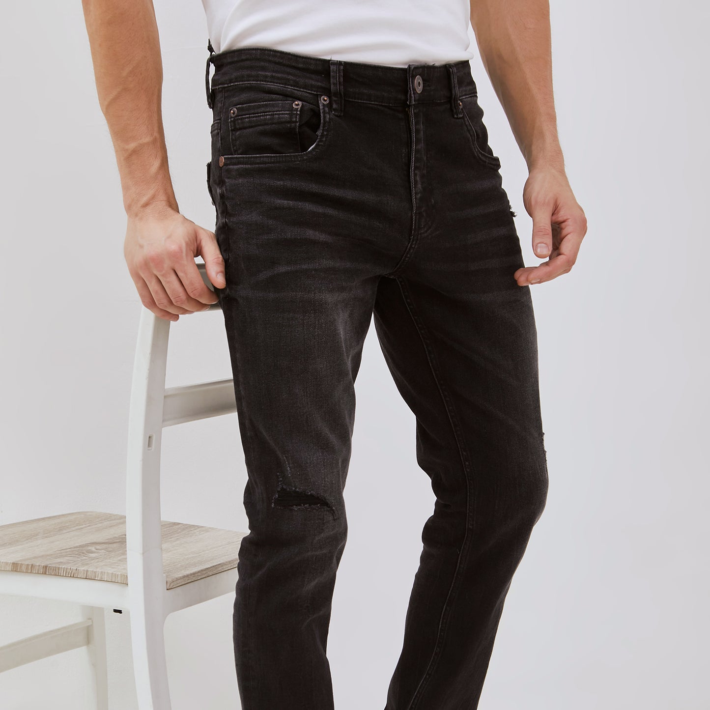 Osella Darly Ripped Slim Fit Denim Pants In Grey Wash 208O401843