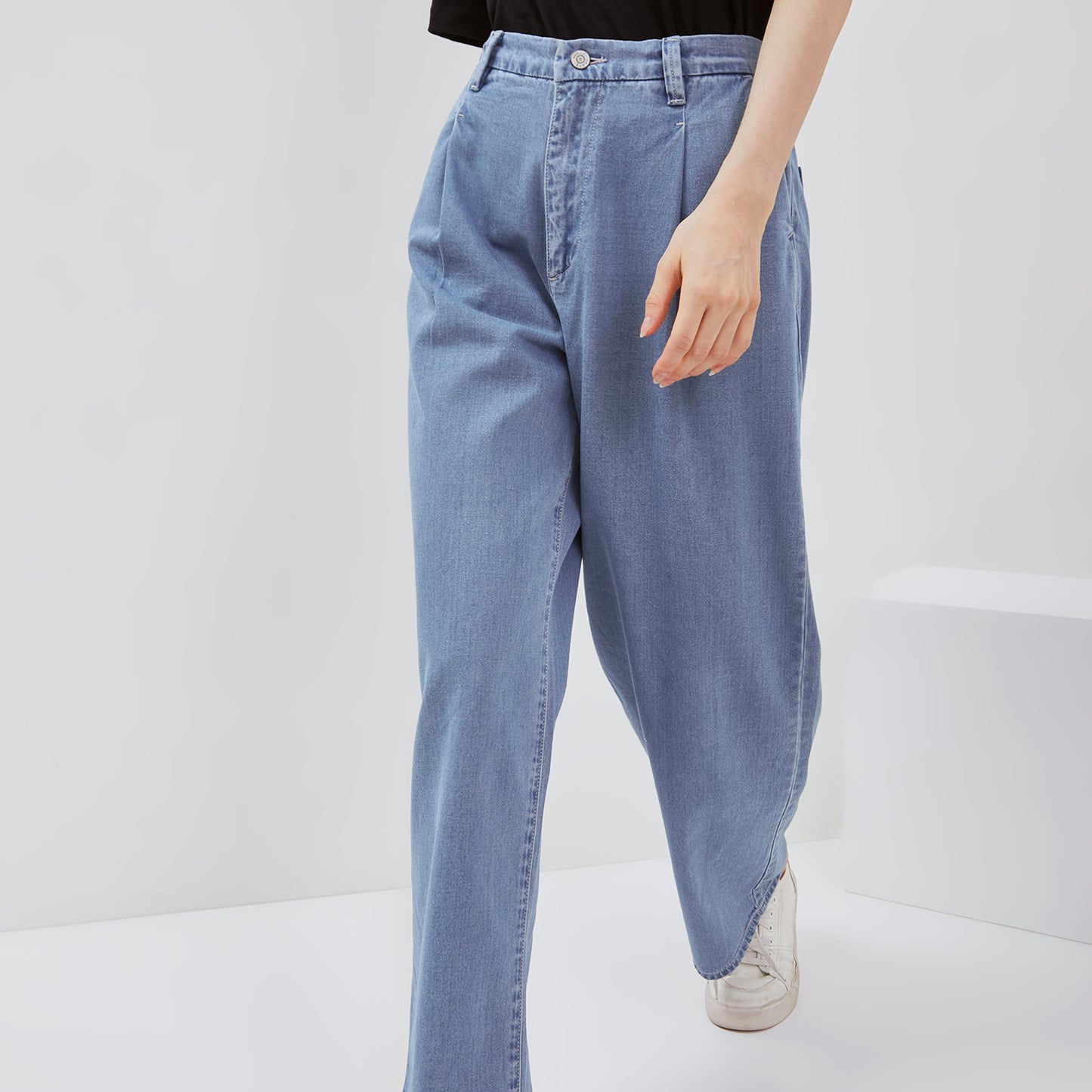 Osella Drapery Denim Pleated Pants 218O5001A3