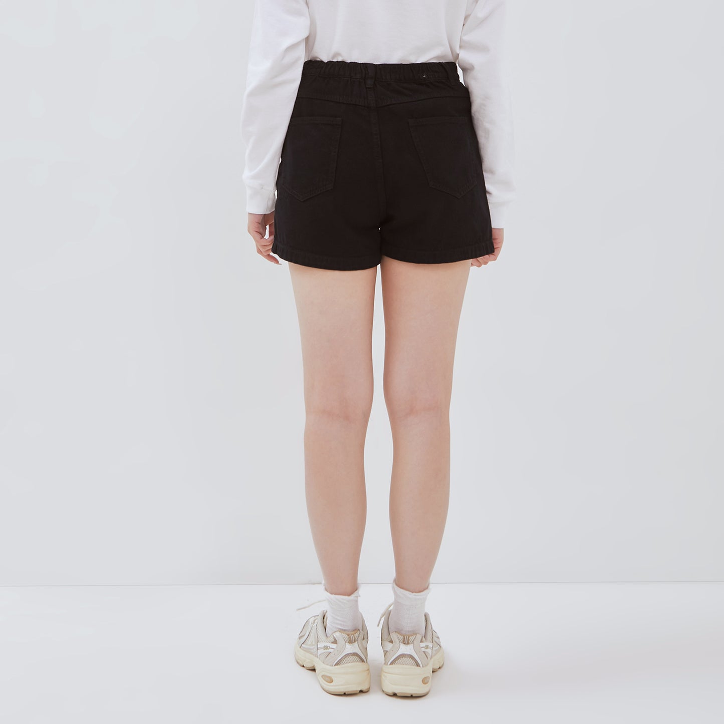 Osella Lessie Short Pants In Black