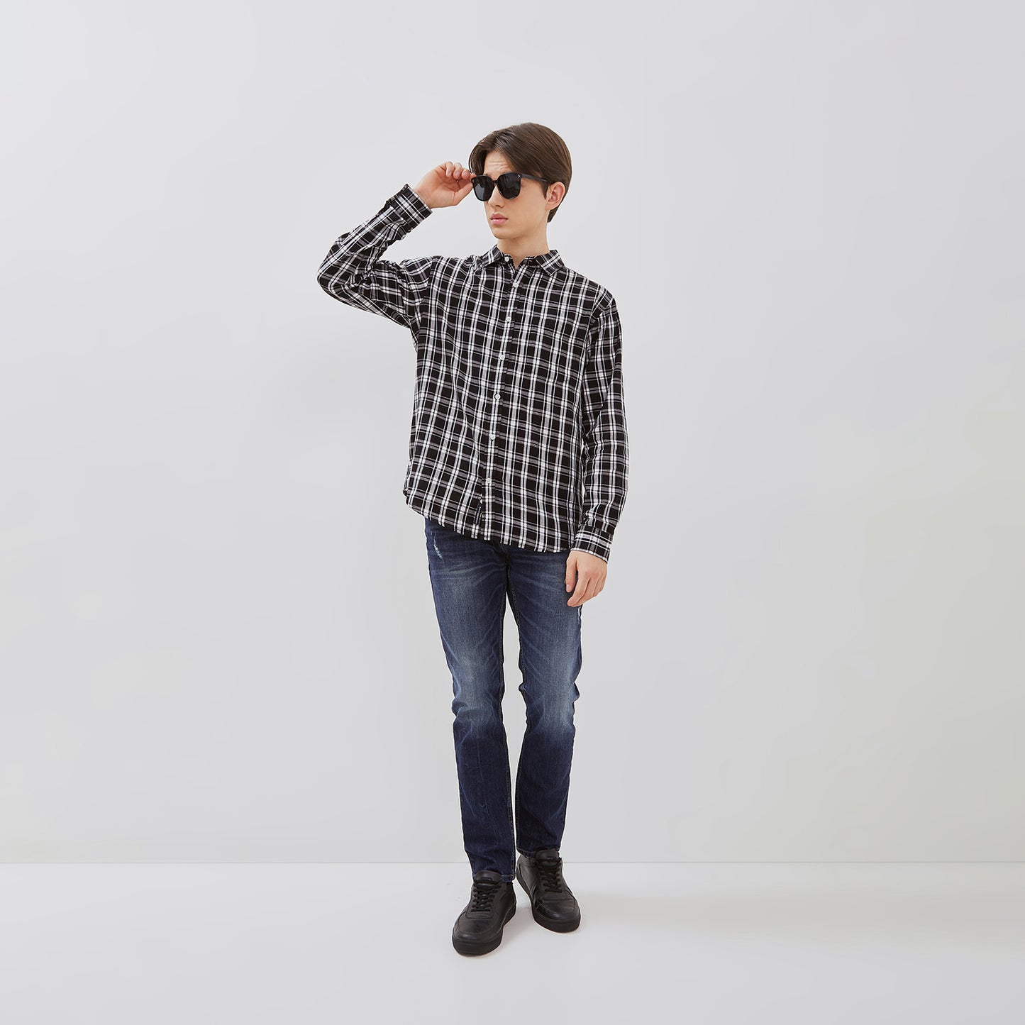 Osella Albon Checkered Regular Fit Long Sleeve Shirt In Black And White