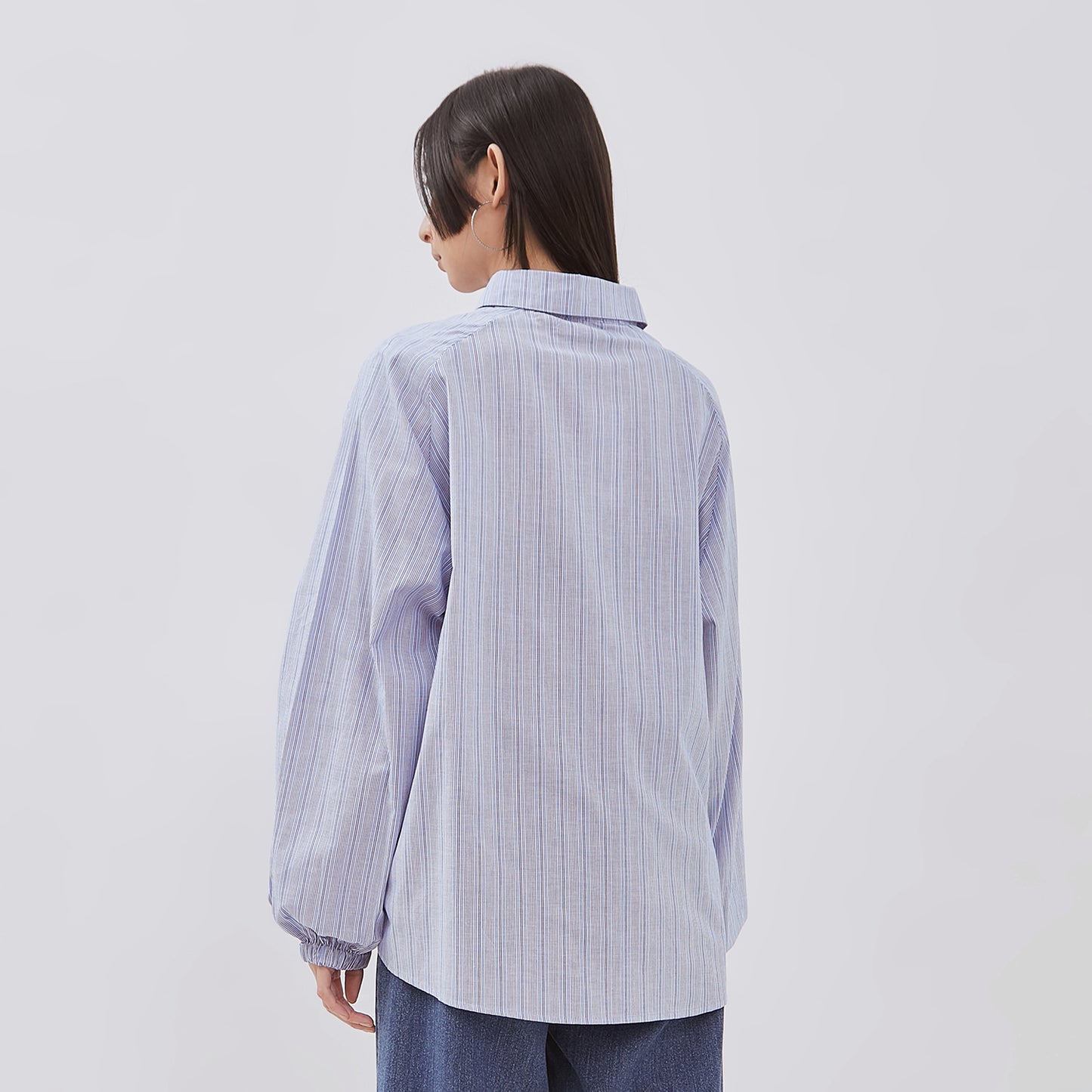 Osella Raglan Sleeve Shirt With Blue And White Stripe Pattern