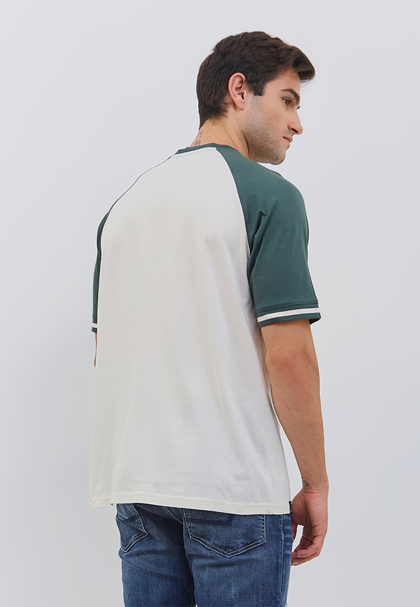 Osella Relaxed Fit T-Shirt With Stripe Knit Combination