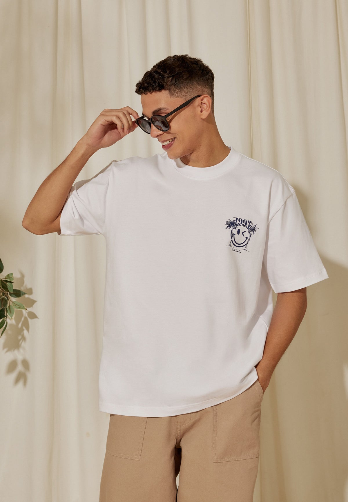 Osella x S.W Smiley Coconut Tree T-shirt In White