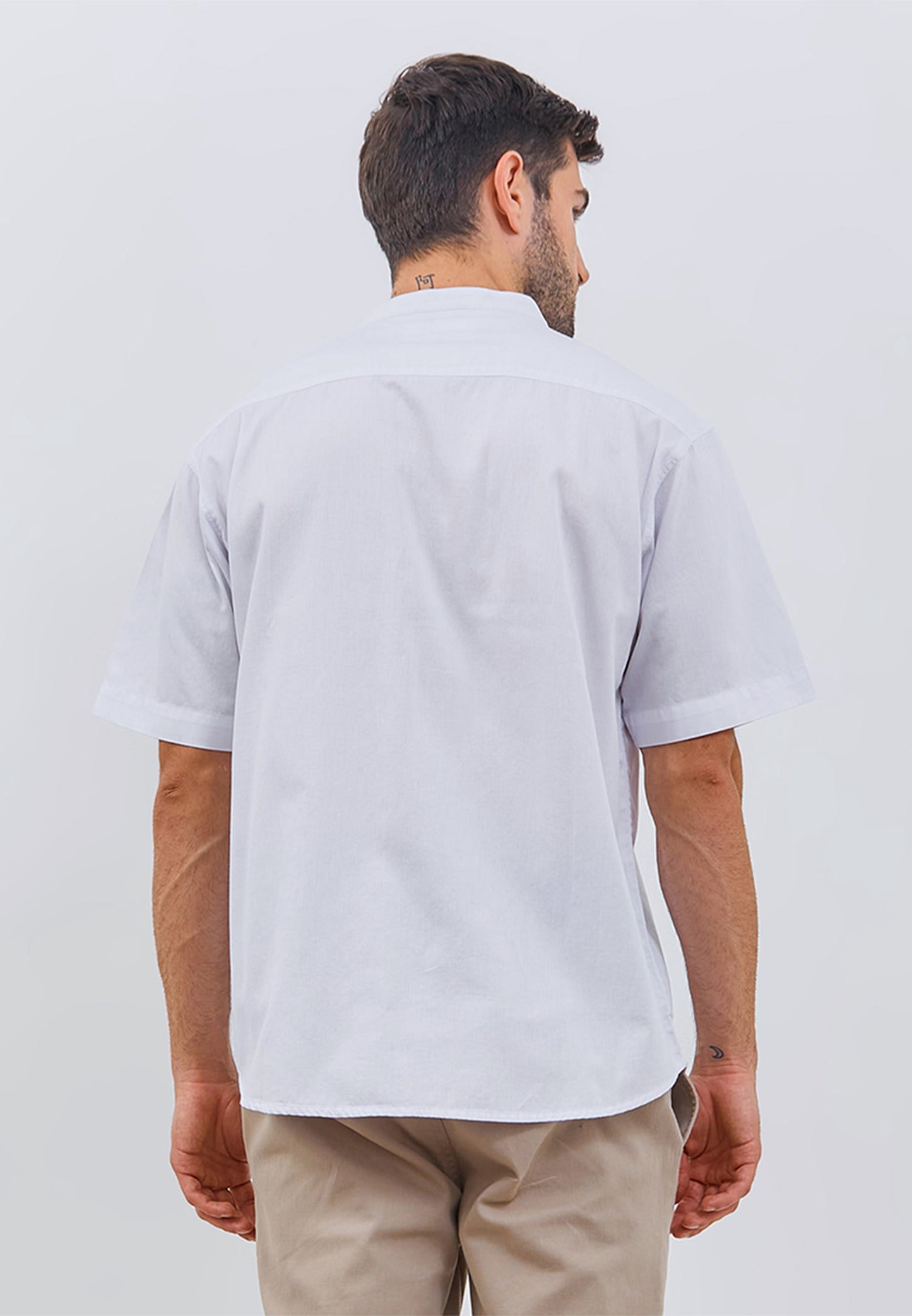 Osella Men Raya Regular Koko Collared Shirt In White