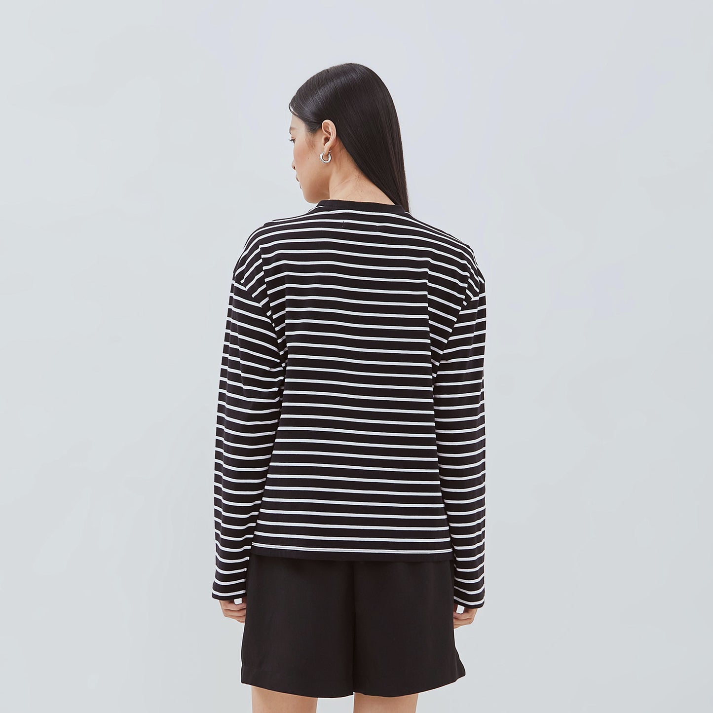 [NEW] OSELLA BLACK AND WHITE STRIPED LONG SLEEVE T-SHIRT 21775001