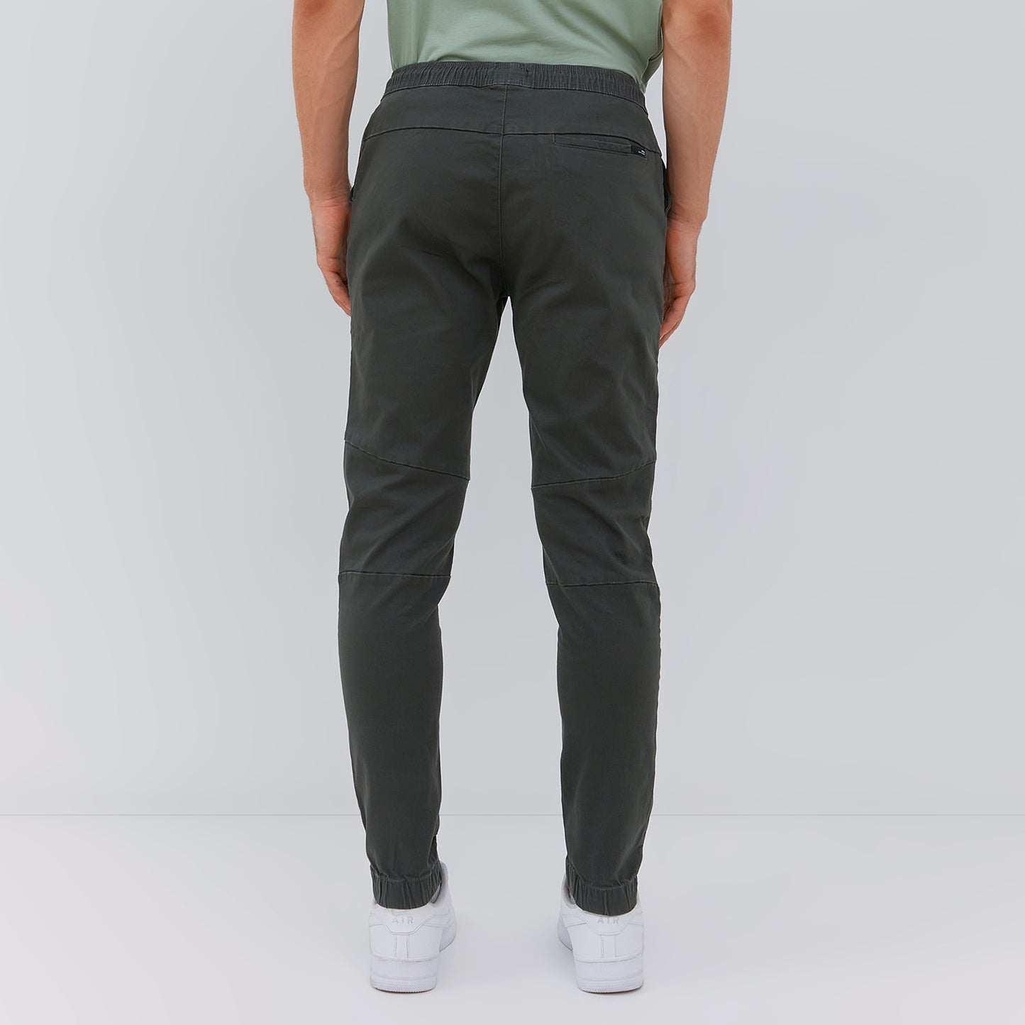 Osella Relaxed Waist Half Jogger Pants With Adjustable Drawstring