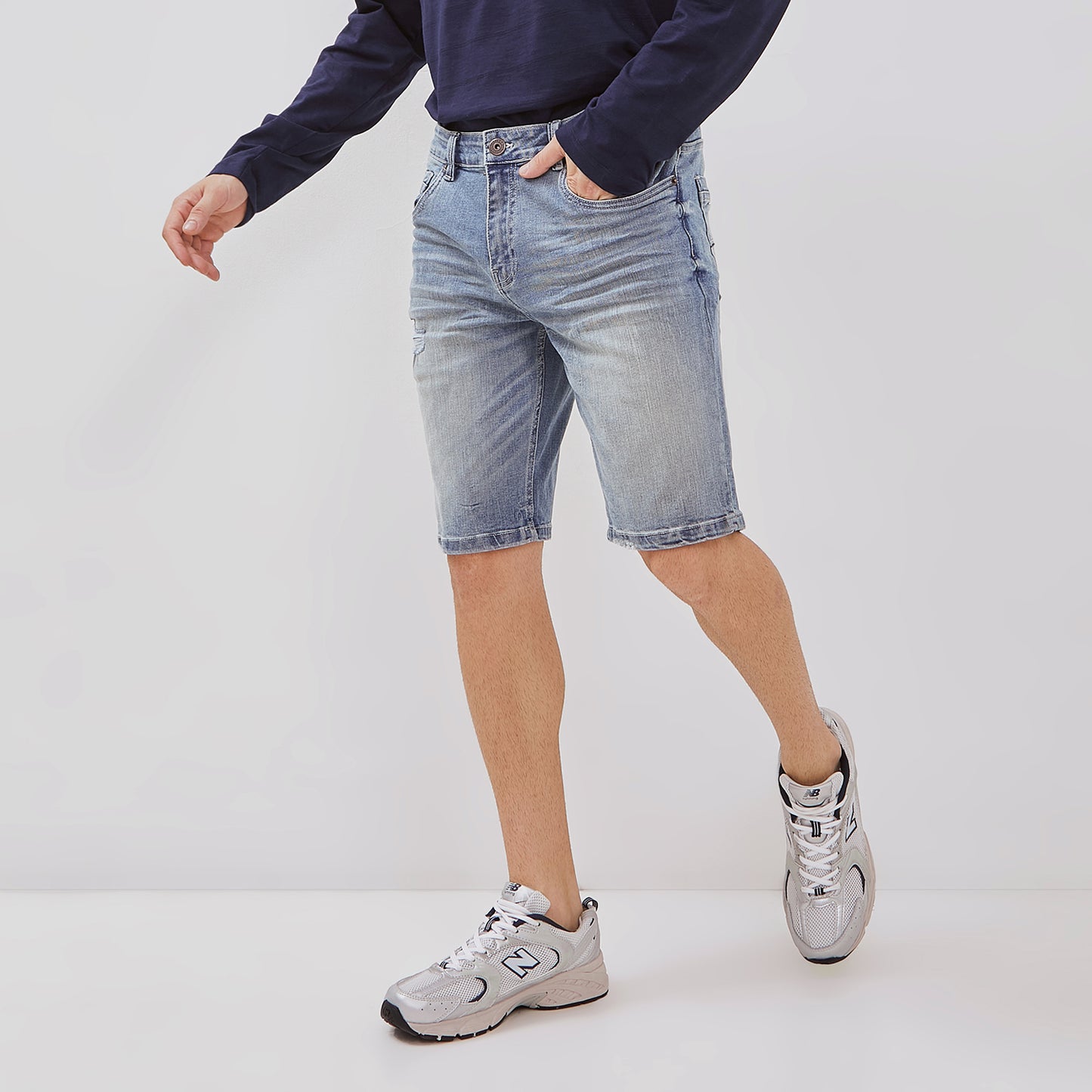 Osella Keith Short Denim Jeans In Light Blue Wash